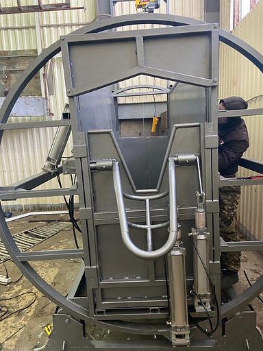 Пневматический поворотный бокс для КРС фото 1