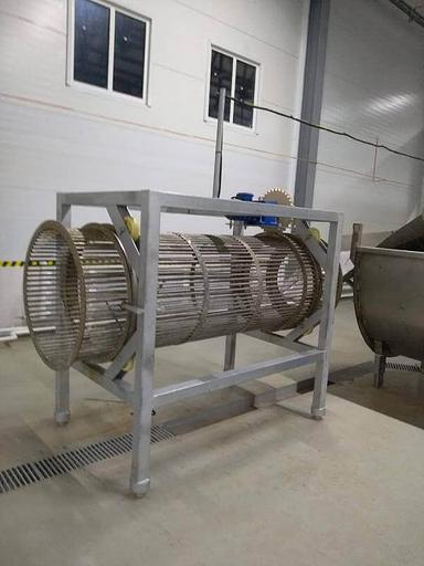 Сепаратор отделения влаги ВИ-1057 из тушки птицы фото 2