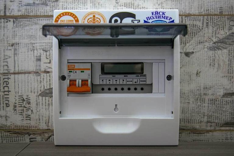 Кормушки шнековые программируемые фото 4