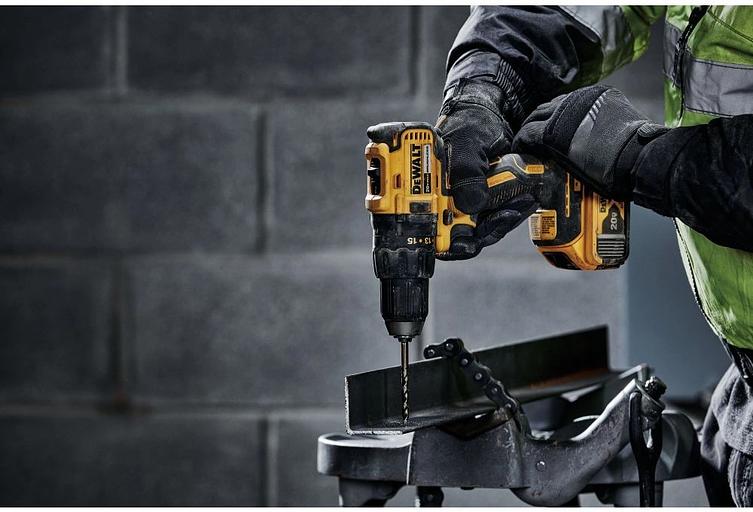 Дрель-шуруповерт DeWalt DCD777M2T аккум. патрон:быстрозажимной (кейс в комплекте) фото 6