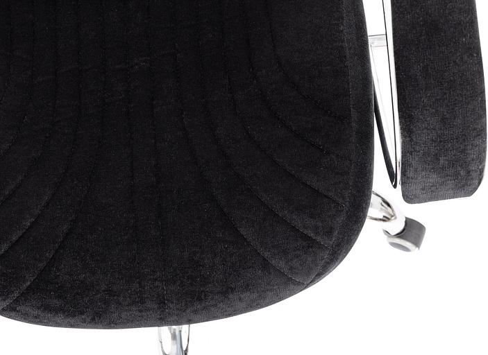 Кресло руководителя Бюрократ CH-610SL черный Light-20 крестов. металл хром фото 7