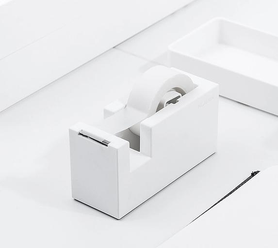 Диспенсер канцелярская для клейкой ленты Deli ENS121 в коробке фото 2