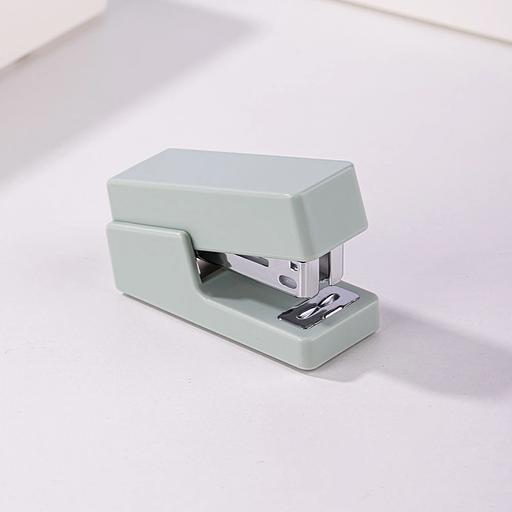 Степлер мини Deli ENS083GREEN ENS083 Linfini N10 24/6 (15листов) зеленый 15скоб металл/пластик блистер фото 2