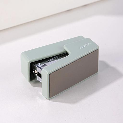 Степлер мини Deli ENS083GREEN ENS083 Linfini N10 24/6 (15листов) зеленый 15скоб металл/пластик блистер фото 5