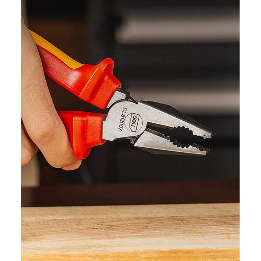 OEM Диэлектрические комбинированные плоскогубцы Deli DL512007 180мм, сталь Cr-V, сертификат VDE для работ под напряжением до 1000 В oem фото 3