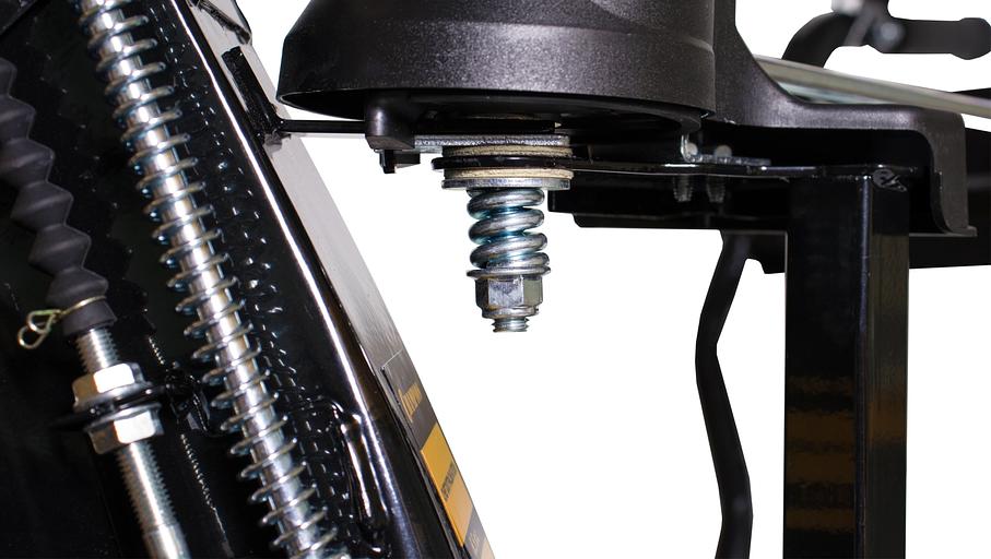 Снегоуборщик бензин. Champion SnowLine PNST661 6.5л.с. фото 4