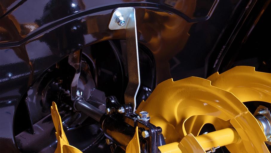 Снегоуборщик бензин. Champion SnowLine PNST661 6.5л.с. фото 7