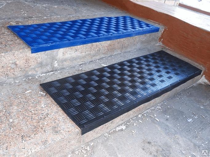 Проступь противоскользящая резиновая накладная 900х300х30 мм. опт фото 1