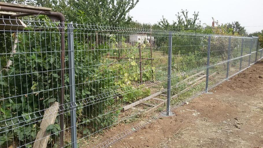 Заборы из сетки 3D опт фото 6