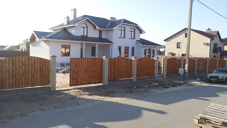 Комбинированные заборы опт фото 2