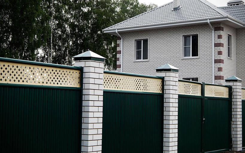 Комбинированные заборы опт фото 9