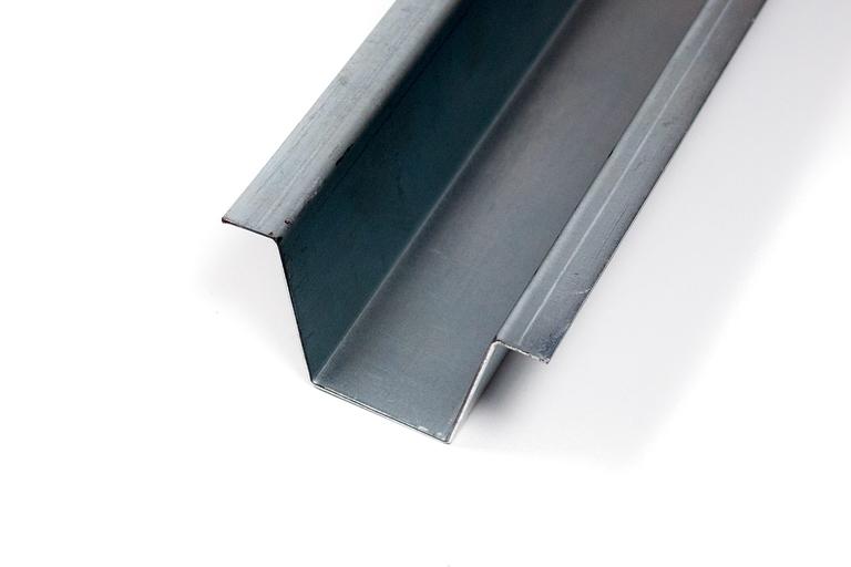 Обрешеточный омега профиль, цена м/п от фото 1