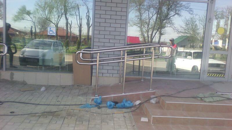 Поручни и опоры для инвалидов из нержавеющей стали фото 5
