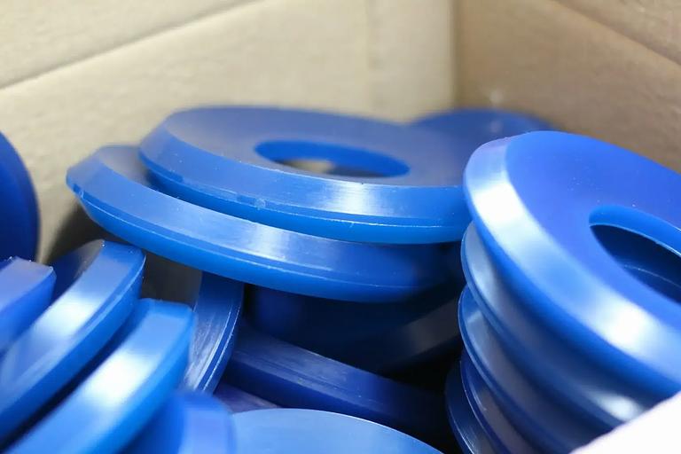 Уплотнение клапана бурового насоса фото 1