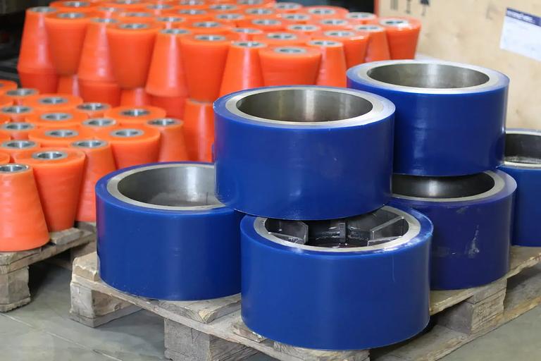 Полиуретановые массивные шины, ролики, колеса фото 2