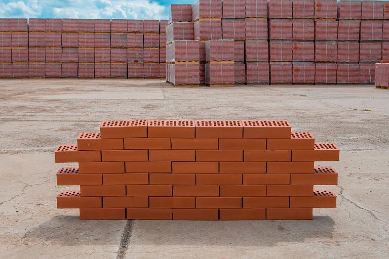 Рядовой красный одинарный кирпич М200 Опт фото 3