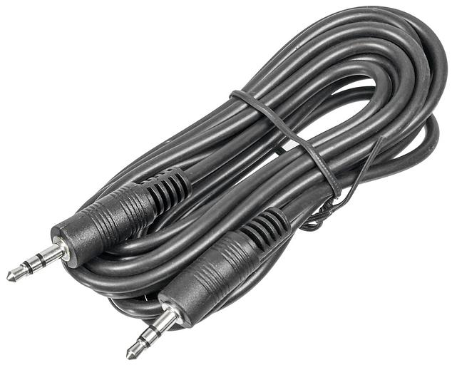 Кабель соединительный аудио-видео Buro BAAC002-2 Jack 3.5 (m)/Jack 3.5 (m) 2м. черный фото 2