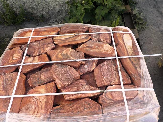 Песчаник плитняк Красный Орех /м2 (40-50 мм) фото 1