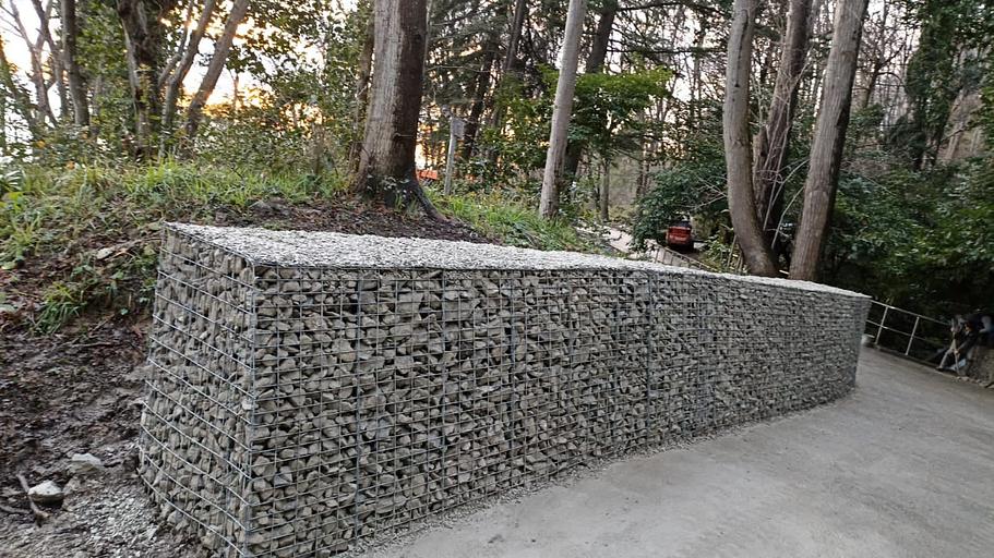 Габионы подпорные стены фото 1