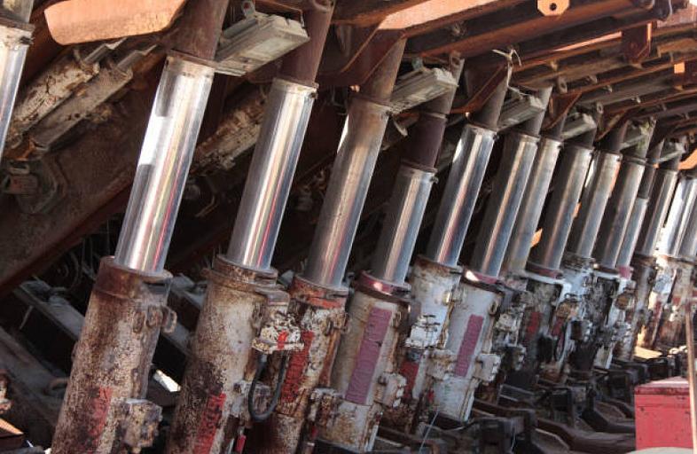 Изготовление гидроцилиндров в г. Санкт-Петербурге фото 1