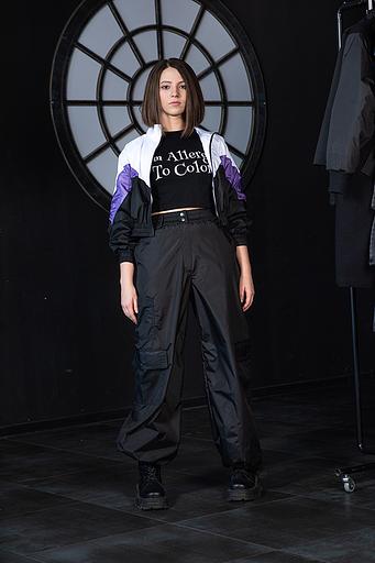 Укороченная куртка-ветровка колор-блок ОПТ фото 5