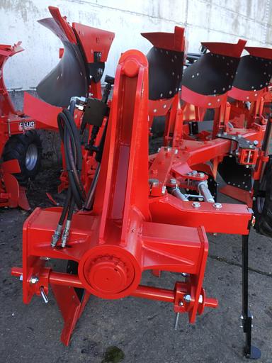 Плуг оборотный РО 3+ с болтовой защитой, рама 120х120х8, Euro-Masz фото 3