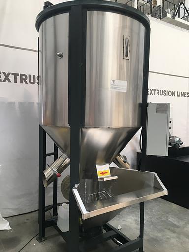 Шнековый миксер сырья фото 1