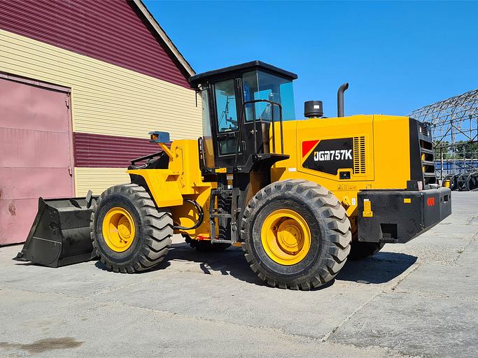 Фронтальный погрузчик JGM 757 K фото 3