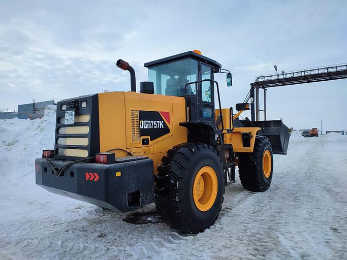 Фронтальный погрузчик JGM 757 K фото 5