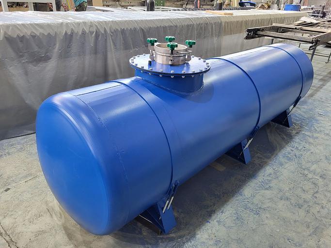 Емкость Дук-2 фото 1