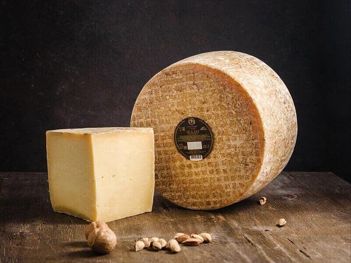 Сыр «Чеддер» 12 месяцев выдержка ОПТ фото 1