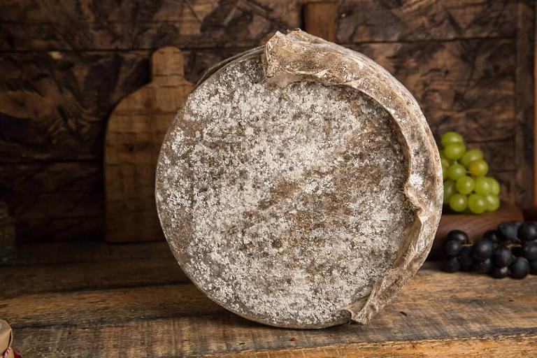 Сыр «Чеддер» 18 месяцев выдержка ОПТ фото 2