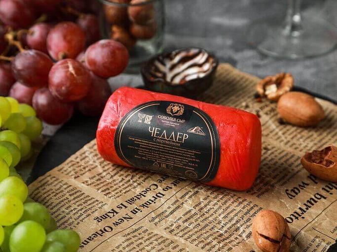 Сыр «Чеддер» с портвейном 12 месяцев выдержка ОПТ фото 1