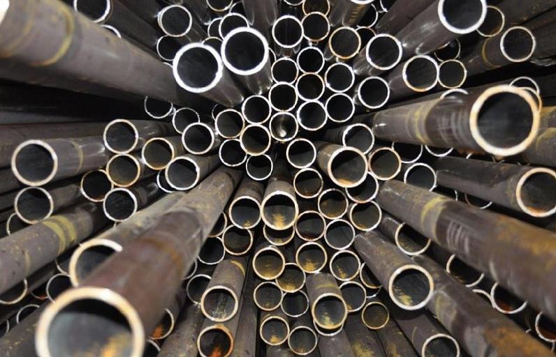 Труба горячекатаная 168х9 мм сталь 13хфа ТУ 14-161-148-94 фото 1