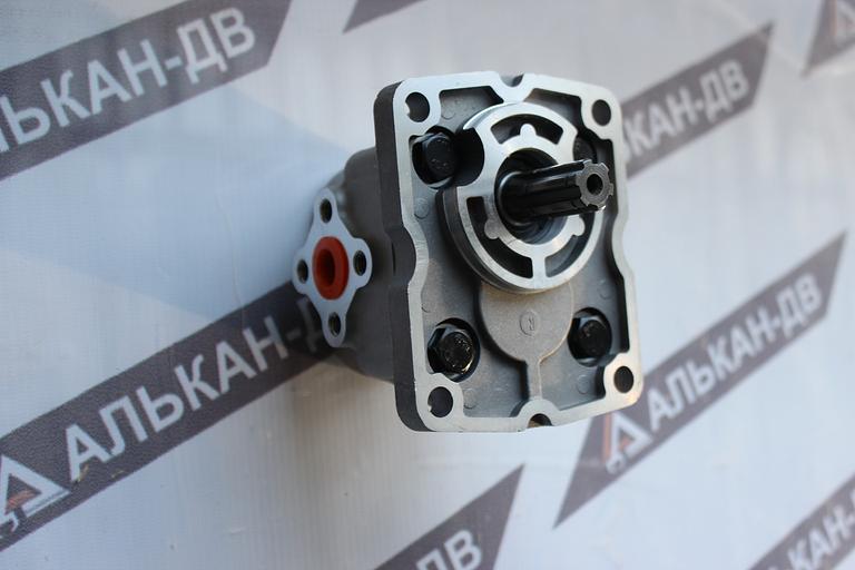 Насос НШ 16М-3 правый фото 2