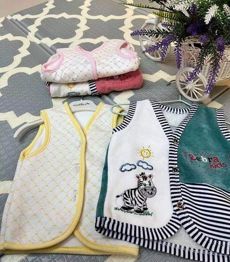 Детские утепленные жилетки ОПТ фото 1