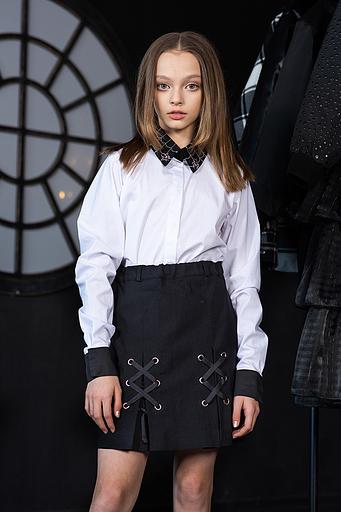 Белая блузка с вышитым чёрным воротником и манжетами ОПТ фото 1