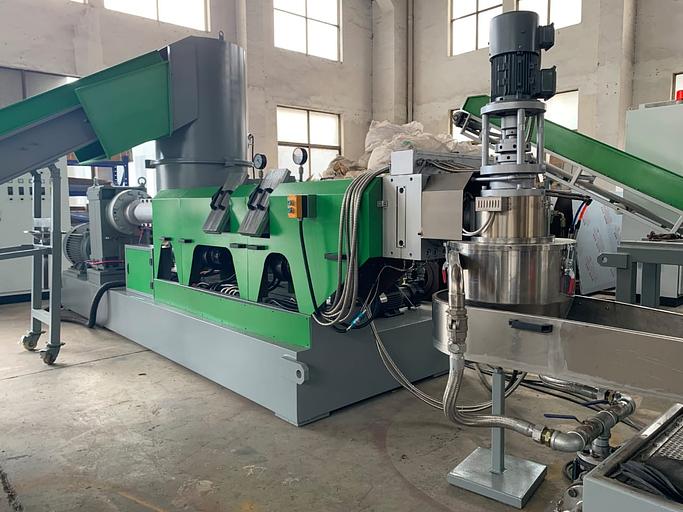 Гранулятор со встроенным термокомпактором фото 4