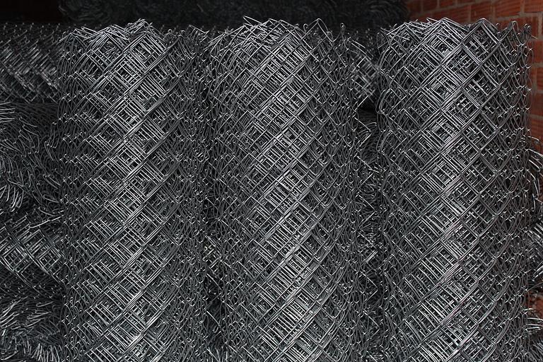 Сетка рабица оцинкованная ячейка 50 (1,75 х 10 м) проволока 2 мм опт фото 1