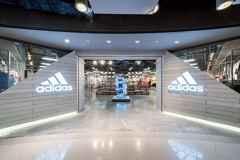 Спортивные товары adidas ОПТ фото 4