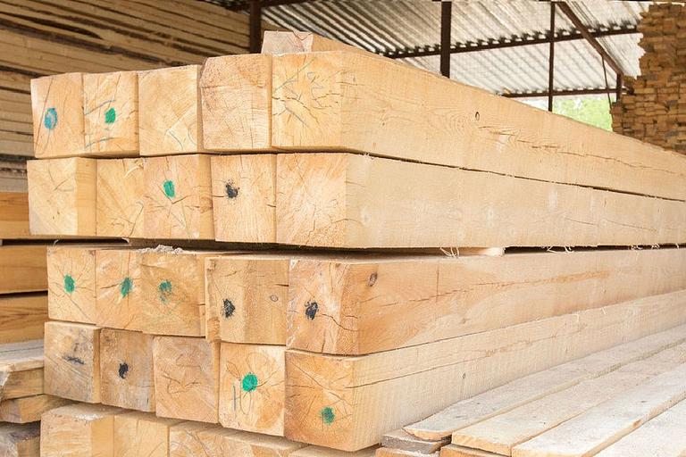 Брус сухой 150х150х6000 мм, хвоя фото 1