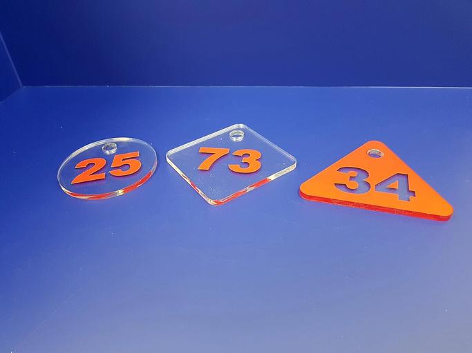 Номерок камеры хранения акриловый. фото 1