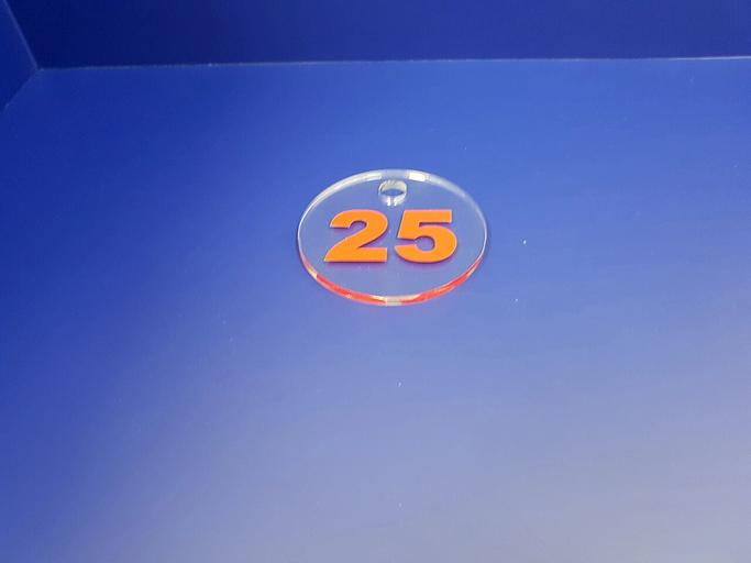 Номерок камеры хранения акриловый. фото 4