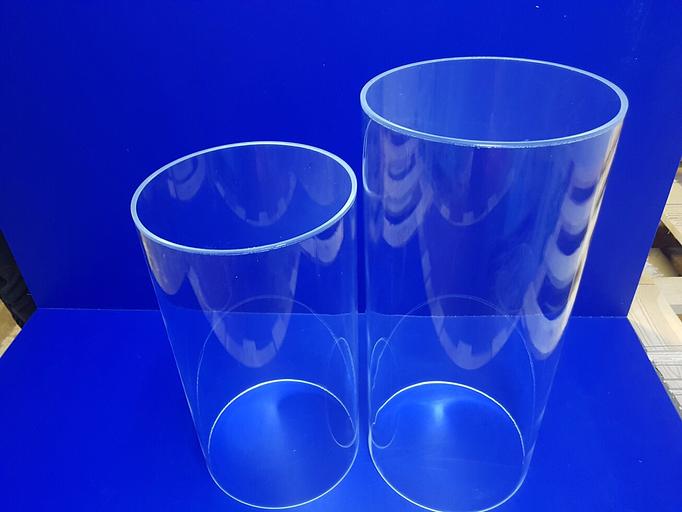 Труба из оргстекла с заглушкой. Цилиндр из оргстекла. Резка трубы из оргстекла. фото 1