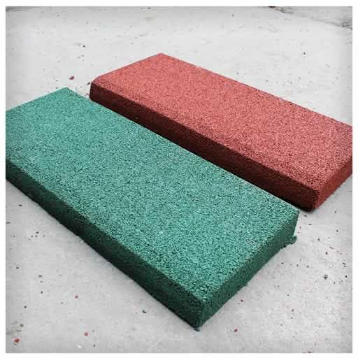 Травмобезопасный резиновый бордюр 500 x 210 мм фото 1