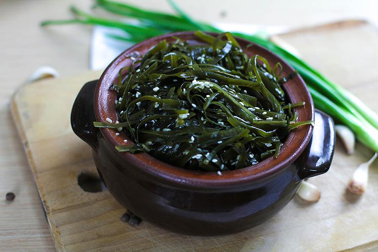 Морская капуста маринованная c кунжутом ОПТ фото 2