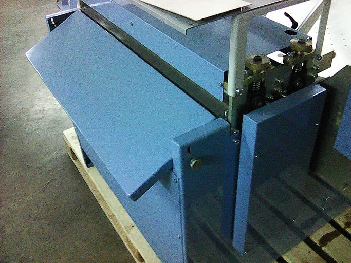 Крышкоделательная машина КДМ-4 «Мастер» фото 2