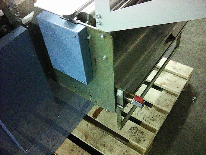 Крышкоделательная машина КДМ-4 «Мастер» фото 4