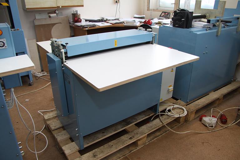 Машина для загибки клапанов ФК-700 фото 2