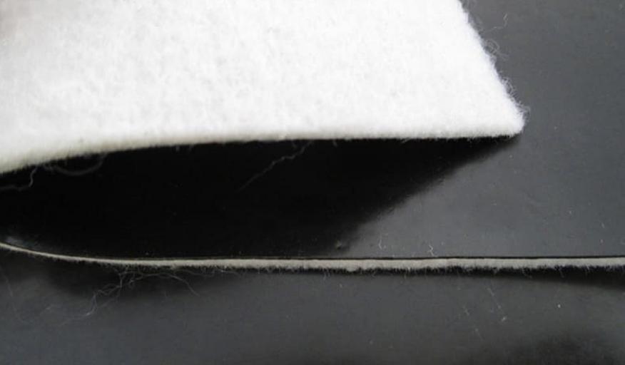 Геомембрана термоскрепленная с геотекстилем Меапласт-ПНД (HDPE-П2) 1,5 фото 1